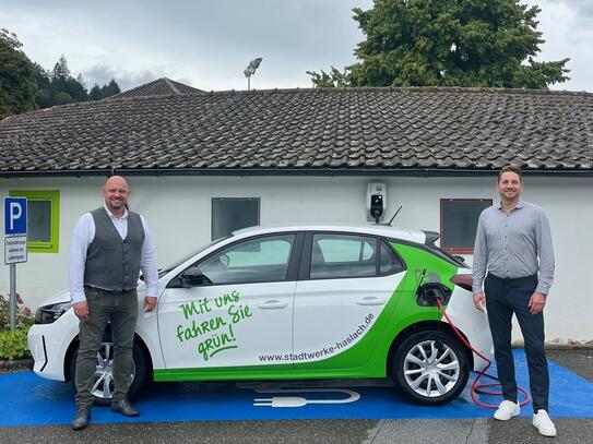 Neue E-Ladestation am Freibad Haslach